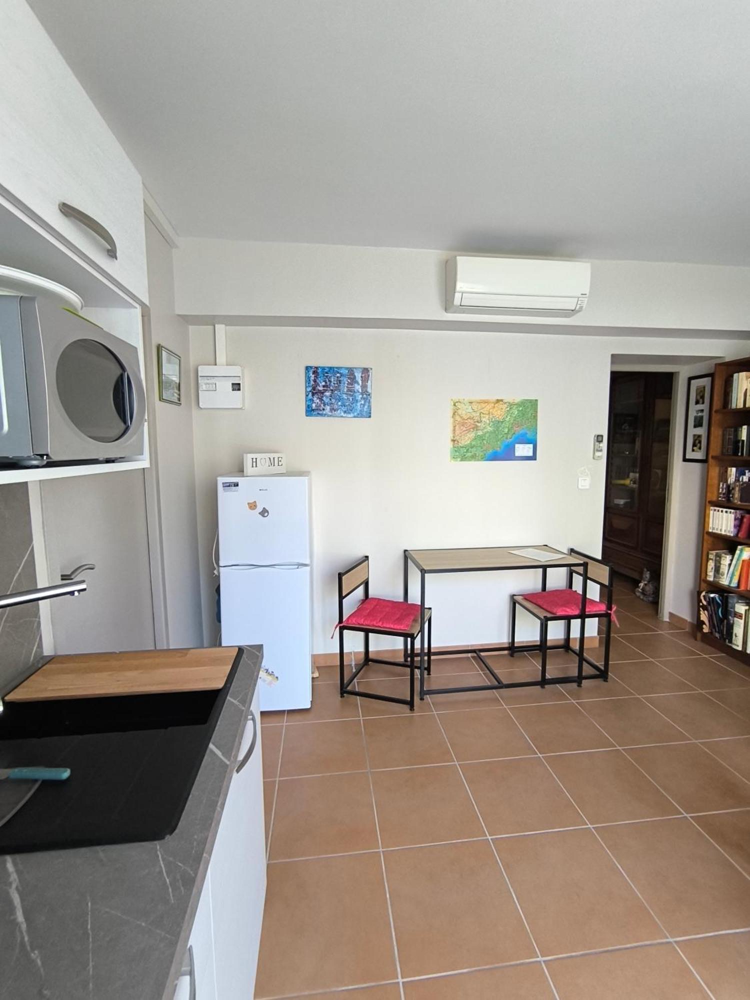 Chez Regine Hotel Agde Exterior photo